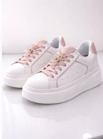 Sneakers Romantic