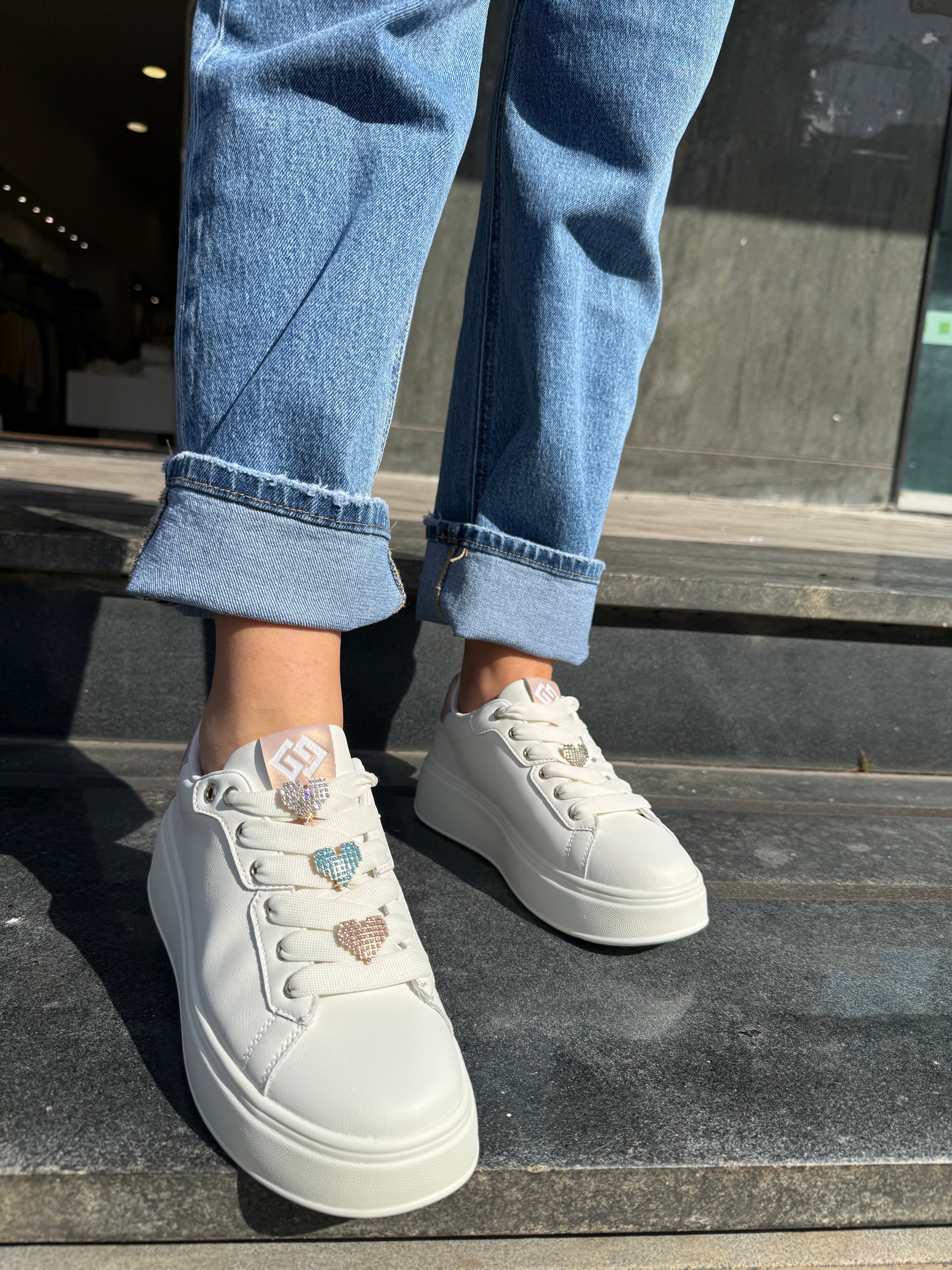 Sneaker Lovely