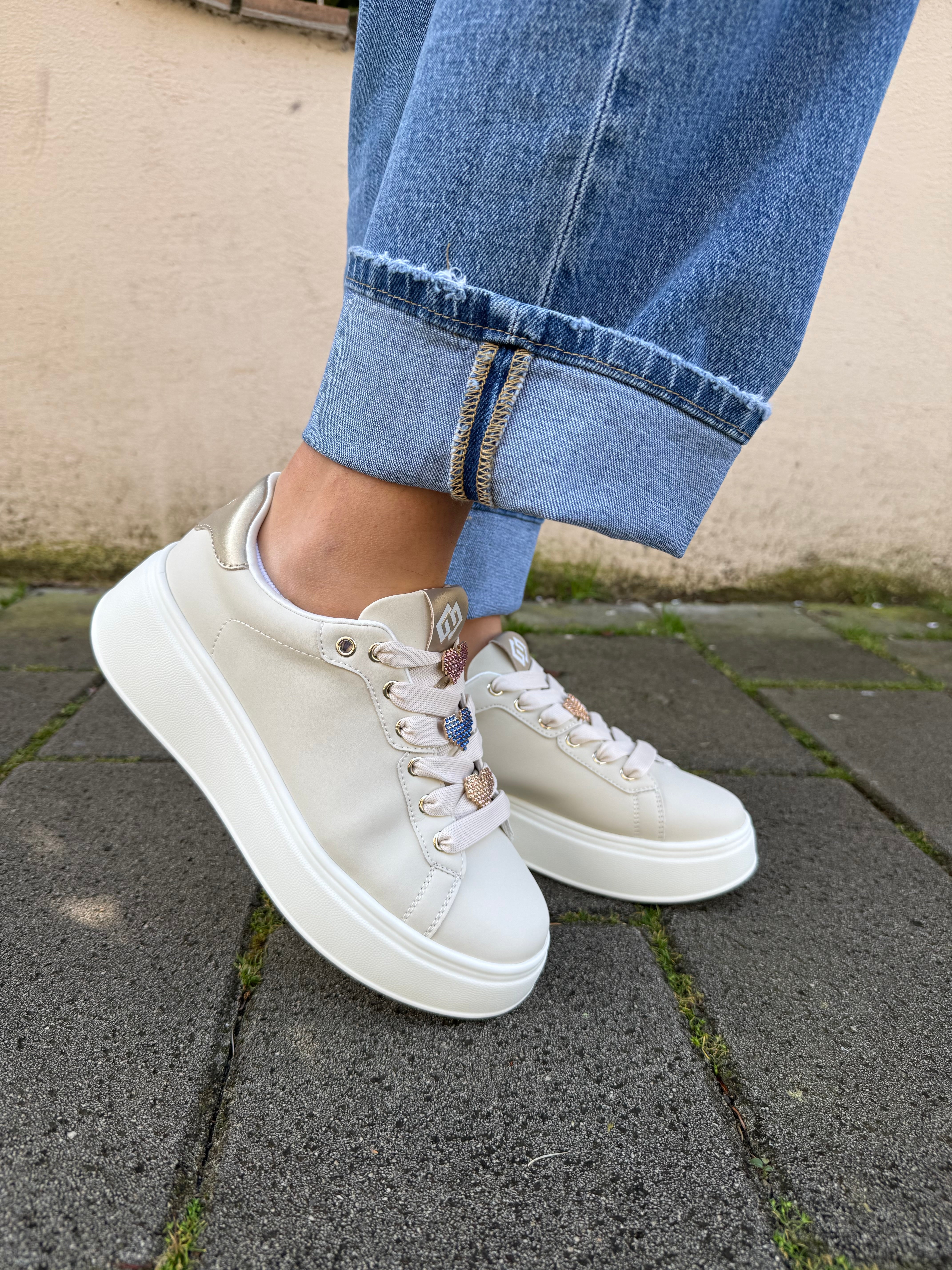 Sneaker Lovely