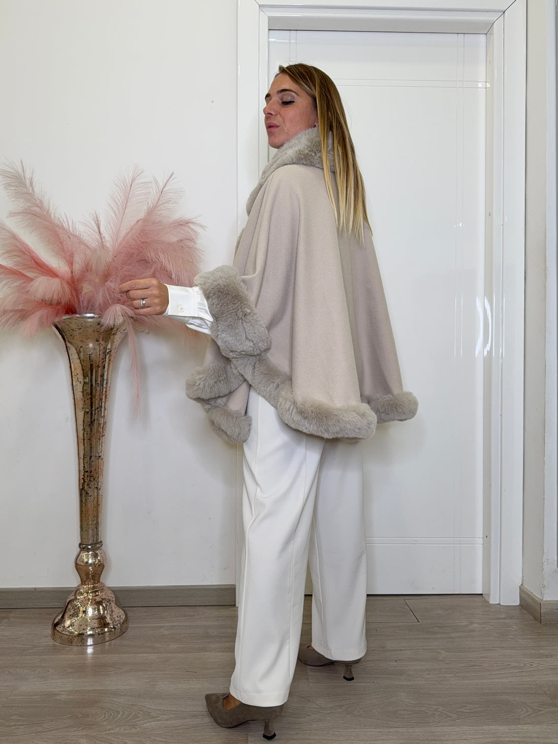 Mantella Luxury