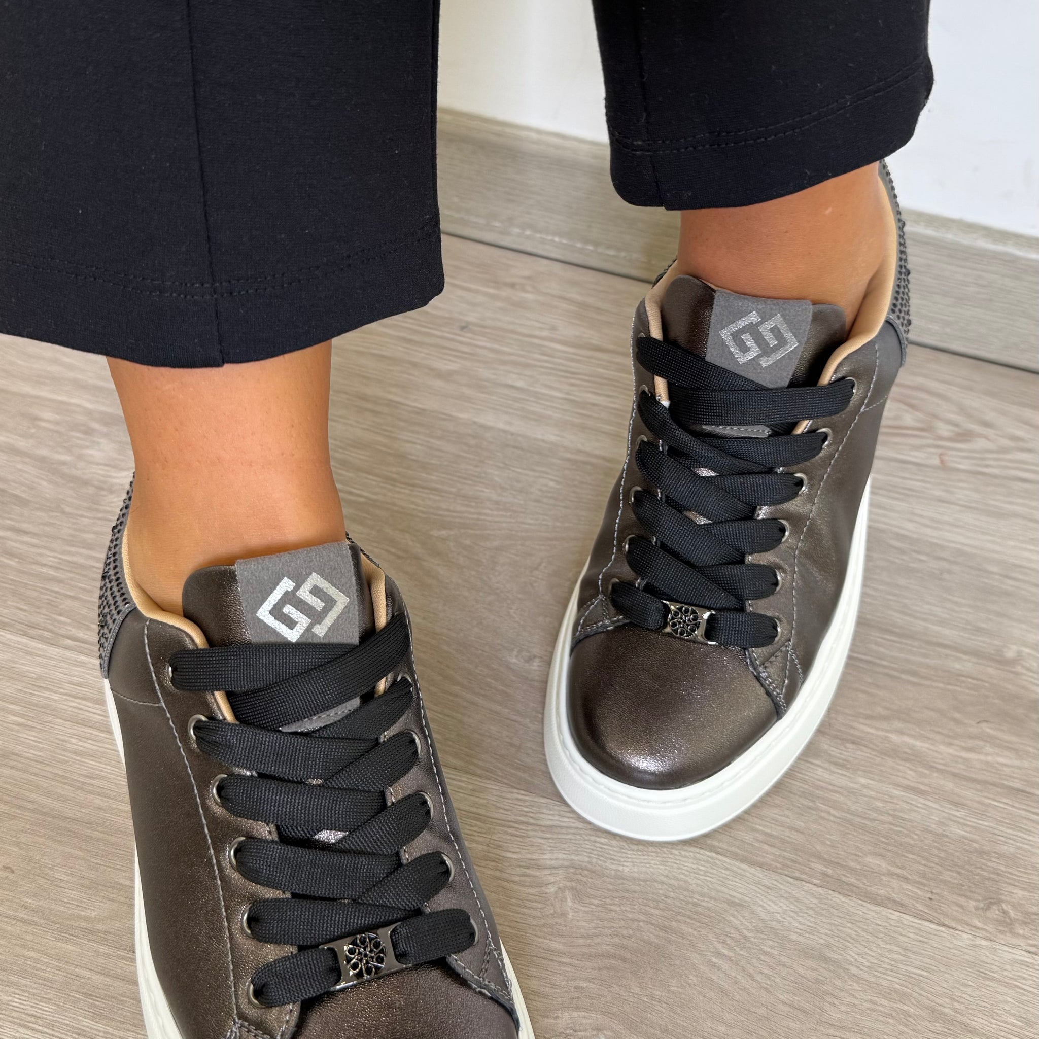 Sneaker Grey