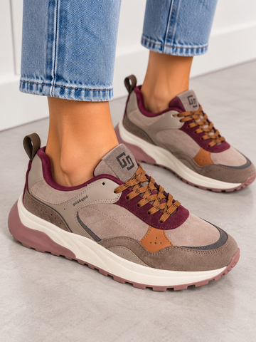 Sneaker