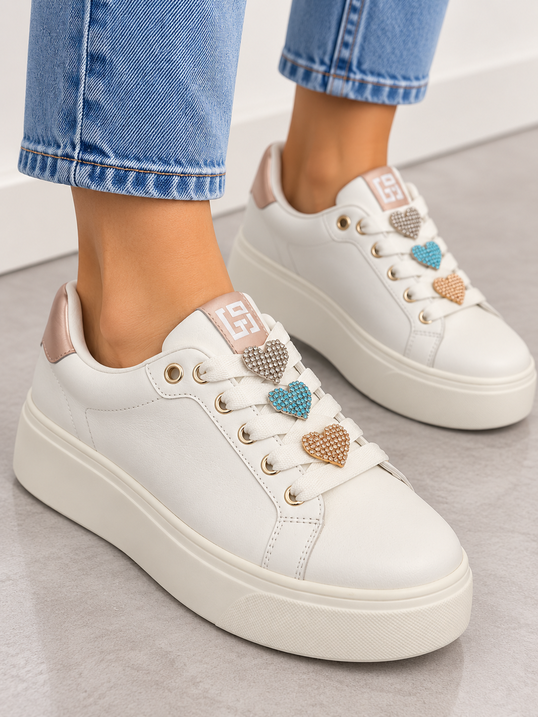Sneaker Lovely